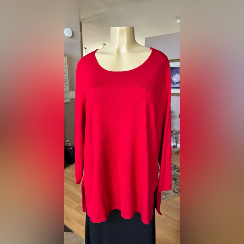 Tahari Red Lightweight Sweater